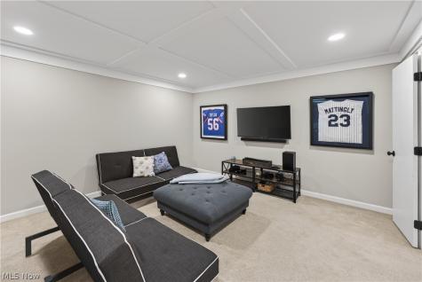 2211 Jesse Drive Hudson OH 44236