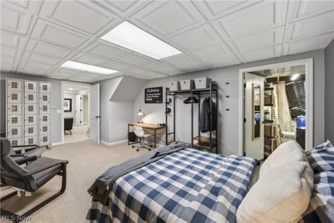 2211 Jesse Drive Hudson OH 44236