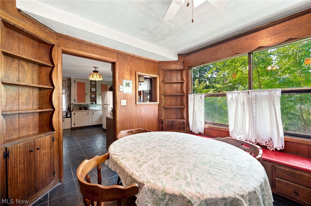 18971 Lorain Road Fairview Park OH 44126