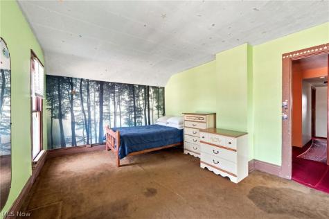 18971 Lorain Road Fairview Park OH 44126