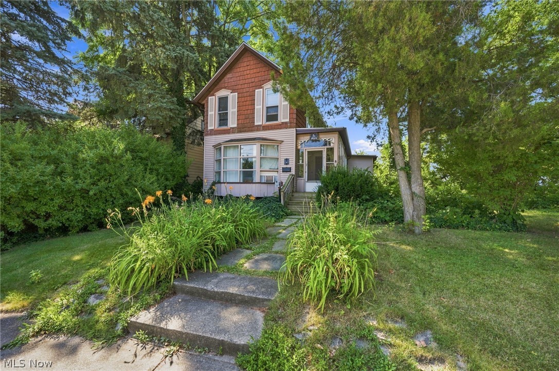 18971 Lorain Road Fairview Park OH 44126