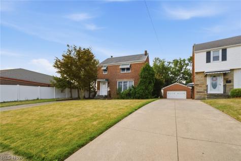 10620 Mccracken Boulevard Garfield Heights OH 44125