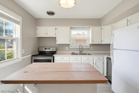 18210 Holland Road Brook Park OH 44142