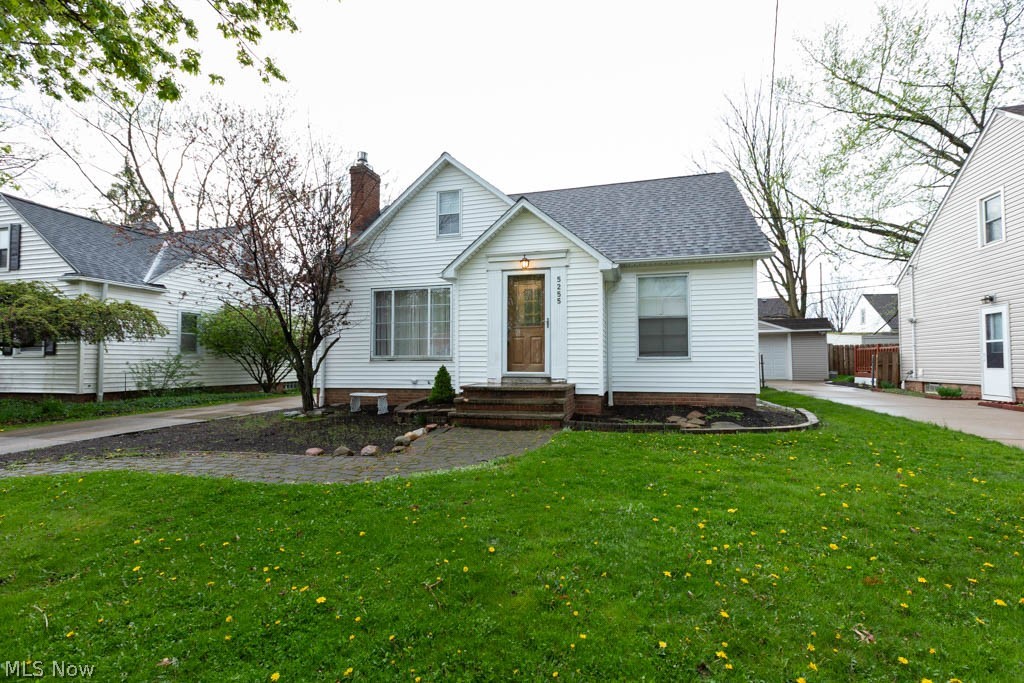 5255 Haverford Drive Lyndhurst OH 44124