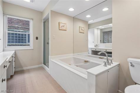 2382 Riverside Drive Cleveland OH 44107