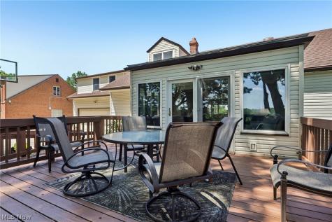 2382 Riverside Drive Cleveland OH 44107