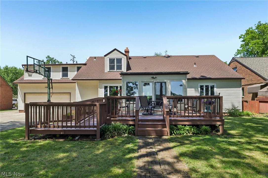 2382 Riverside Drive Cleveland OH 44107
