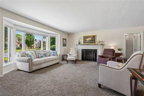 2382 Riverside Drive Cleveland OH 44107