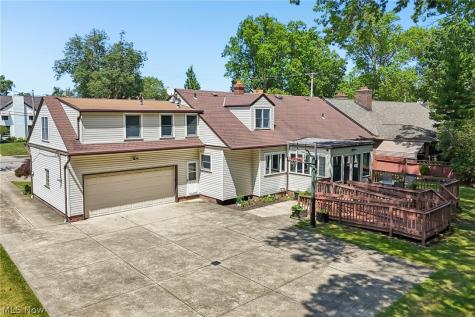 2382 Riverside Drive Cleveland OH 44107