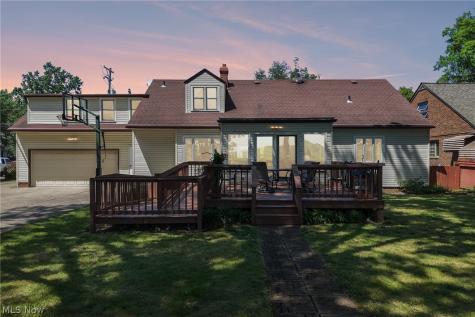 2382 Riverside Drive Cleveland OH 44107