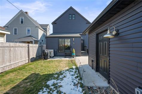 1304 W 76 Street Cleveland OH 44102