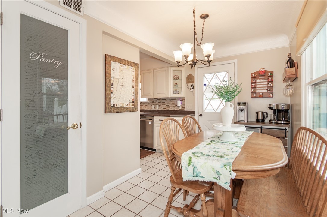 5377 Strawberry Lane Willoughby OH 44094