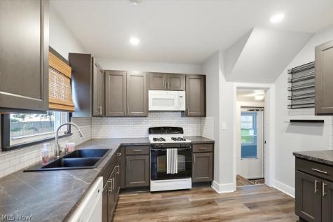 736 Wellesley Avenue Akron OH 44303