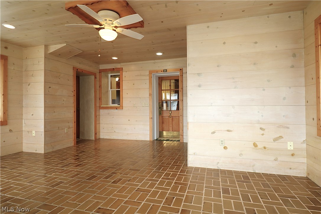 5951 State Route 303 Wakeman OH 44889