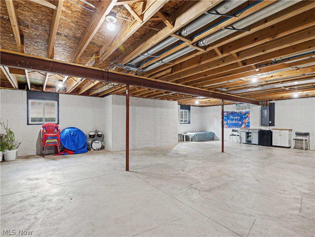 38122 Rocky Run Court North Ridgeville OH 44039