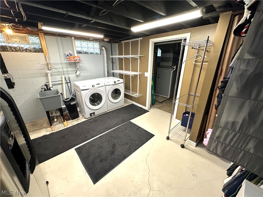 60 S Cleveland Avenue Niles OH 44446