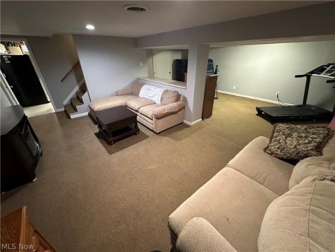 60 S Cleveland Avenue Niles OH 44446