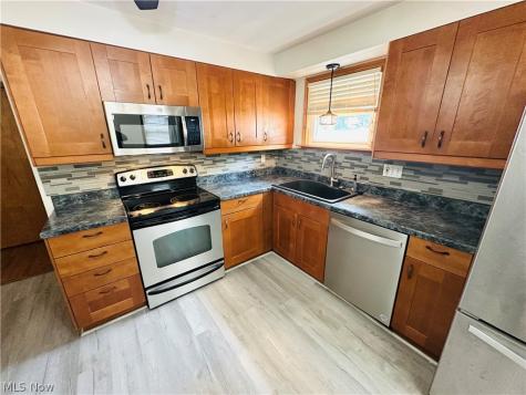 60 S Cleveland Avenue Niles OH 44446