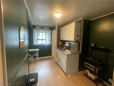 3325 W 125th Street Cleveland OH 44111