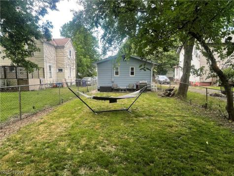 3325 W 125th Street Cleveland OH 44111