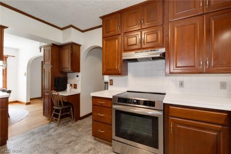 125 Frederick Street Doylestown OH 44230
