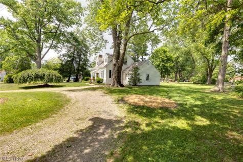 125 Frederick Street Doylestown OH 44230