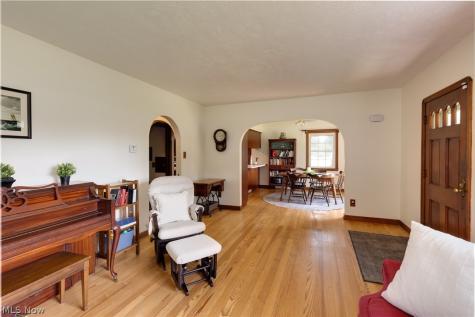 125 Frederick Street Doylestown OH 44230