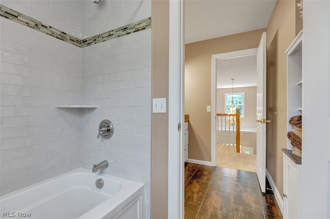 7937 Pinehurst Drive Kirtland OH 44094
