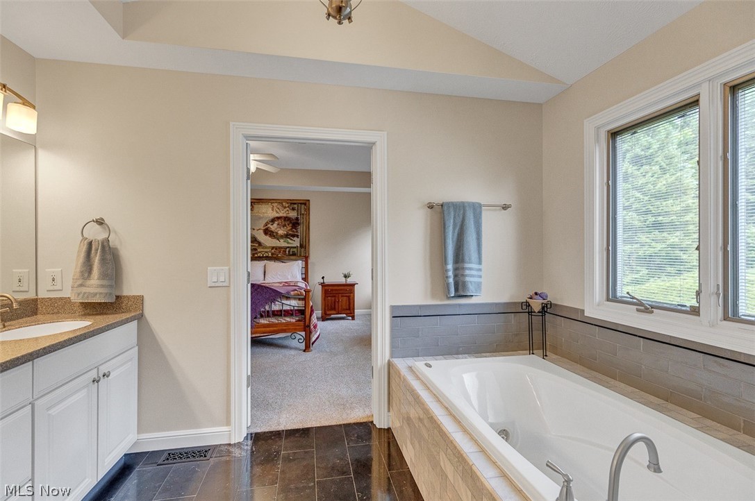 7937 Pinehurst Drive Kirtland OH 44094