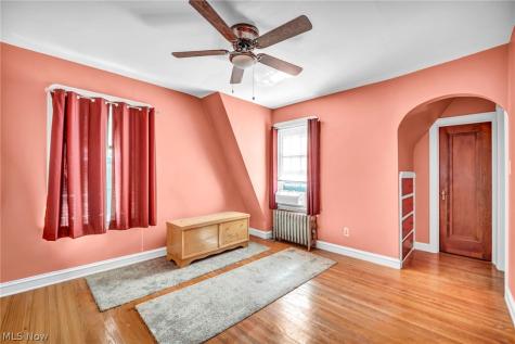 1930 Glenridge Road Euclid OH 44117