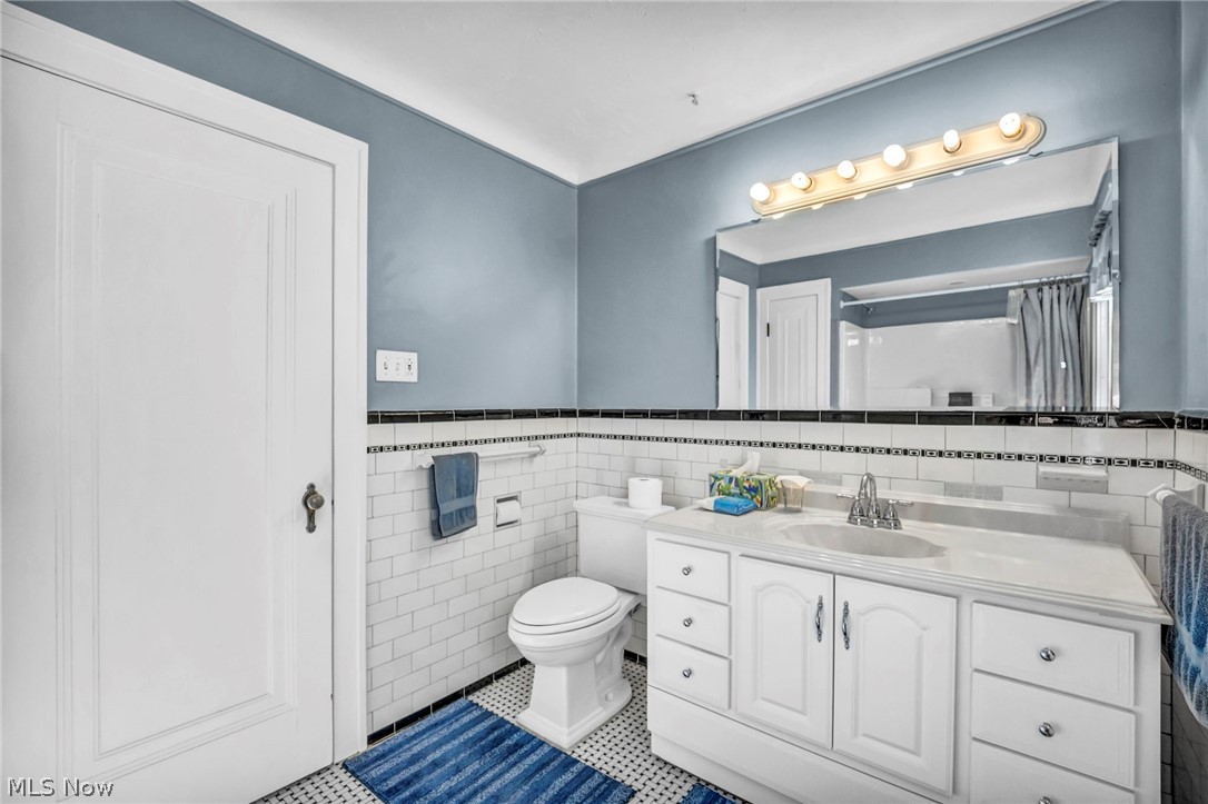 1930 Glenridge Road Euclid OH 44117