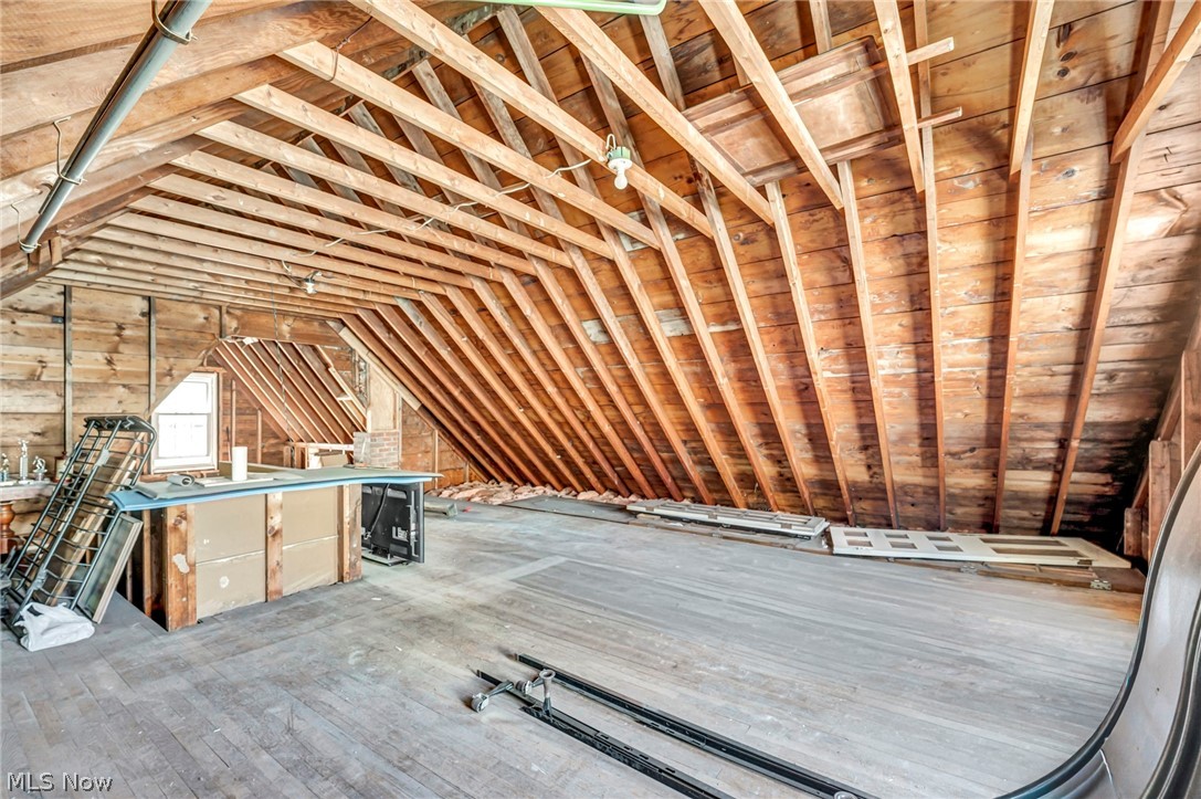 1930 Glenridge Road Euclid OH 44117