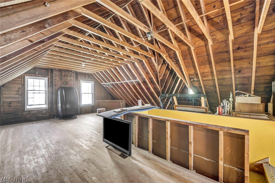 1930 Glenridge Road Euclid OH 44117