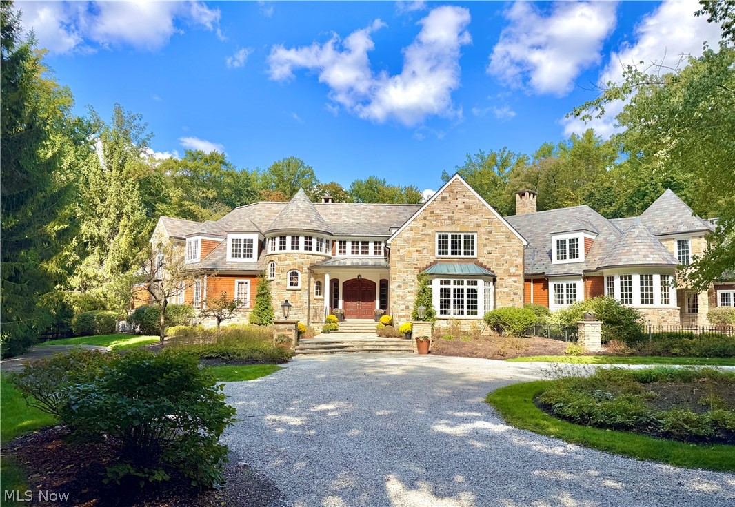 Gates Mills OH, 7955 Gray Eagle Chase