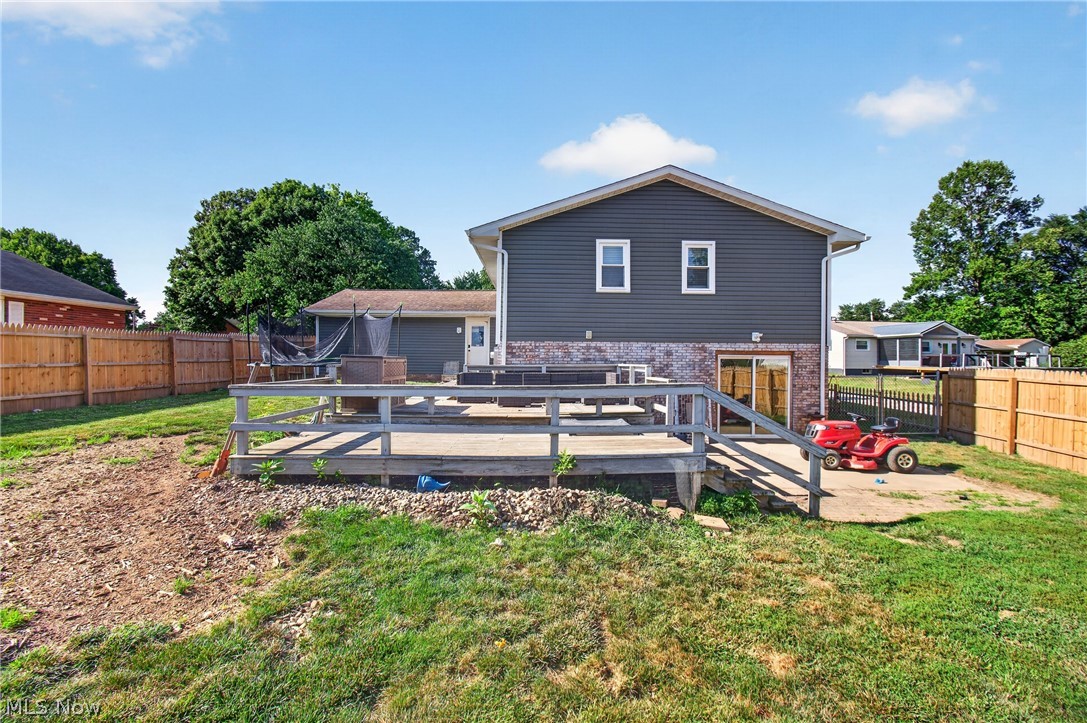 1110 E Front Street Dover OH 44622