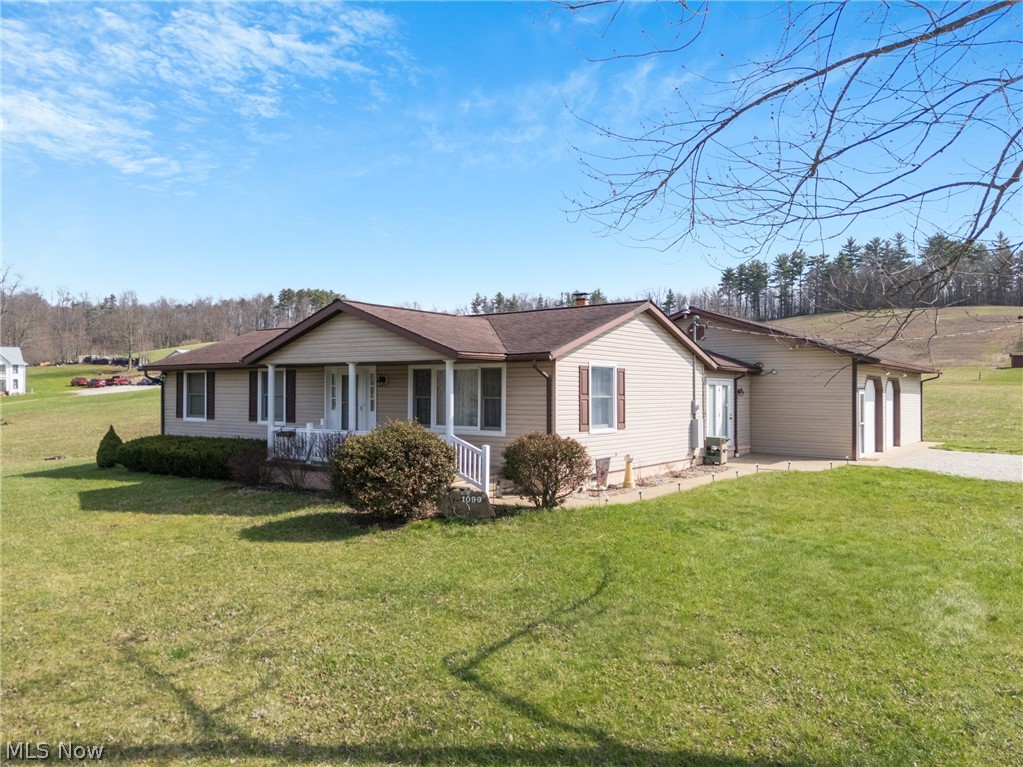 1090 Fort Road SW Dellroy OH 44620