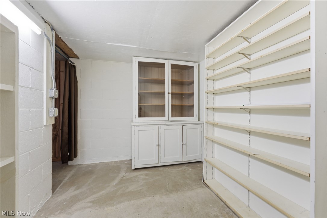 1090 Fort Road SW Dellroy OH 44620