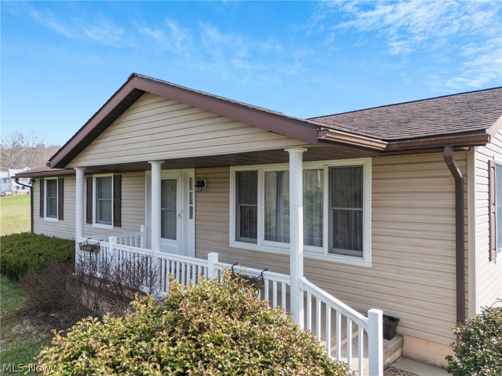 1090 Fort Road SW Dellroy OH 44620