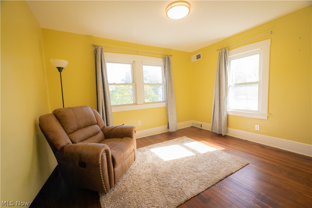 1564 Cascade Youngstown OH 44511