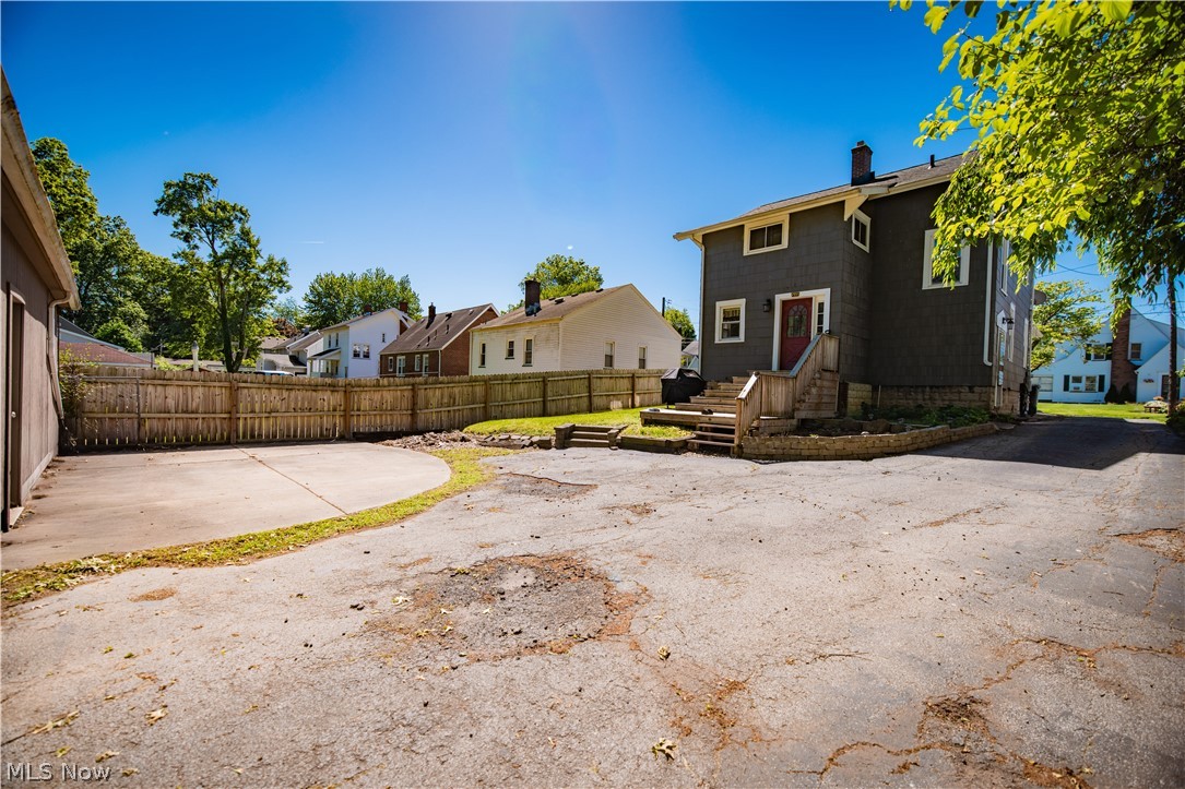1564 Cascade Youngstown OH 44511
