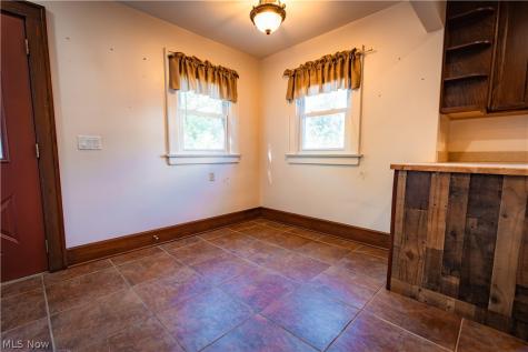 1564 Cascade Drive Youngstown OH 44511