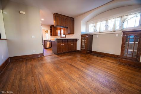 1564 Cascade Drive Youngstown OH 44511