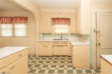 1326 12th Street NW Canton OH 44703