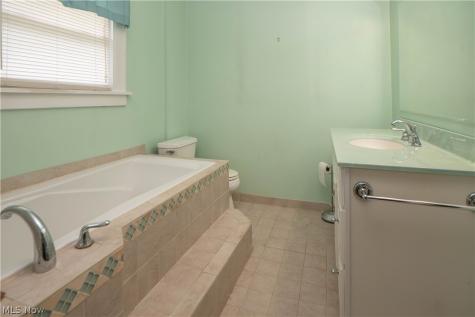 1326 12th Street NW Canton OH 44703