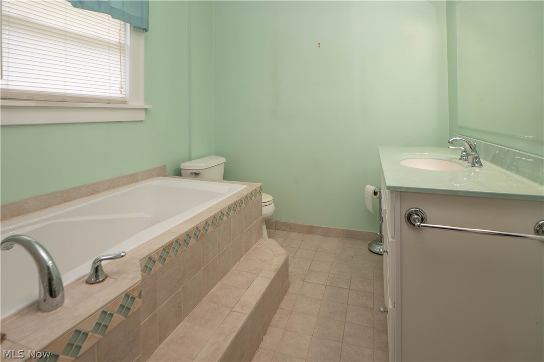 1326 12th Street NW Canton OH 44703