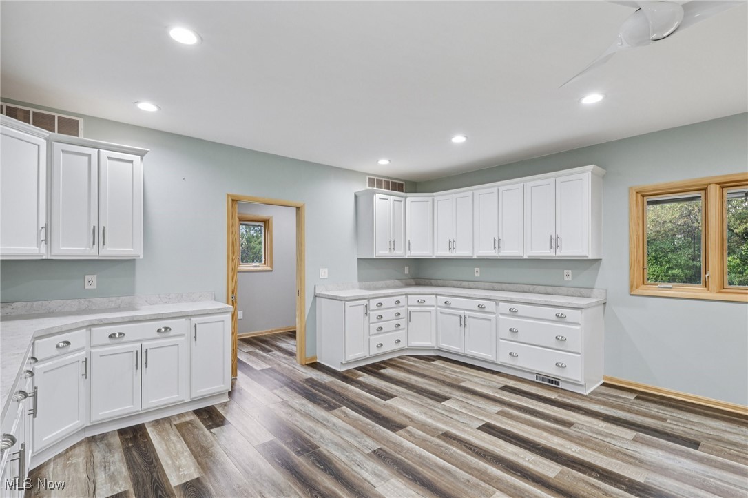 31021 Lake Shore Boulevard Willowick OH 44095