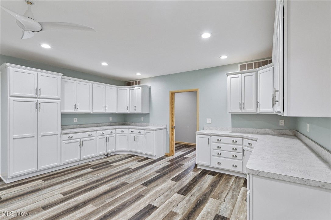 31021 Lake Shore Boulevard Willowick OH 44095