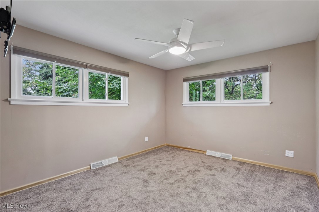 31021 Lake Shore Boulevard Willowick OH 44095