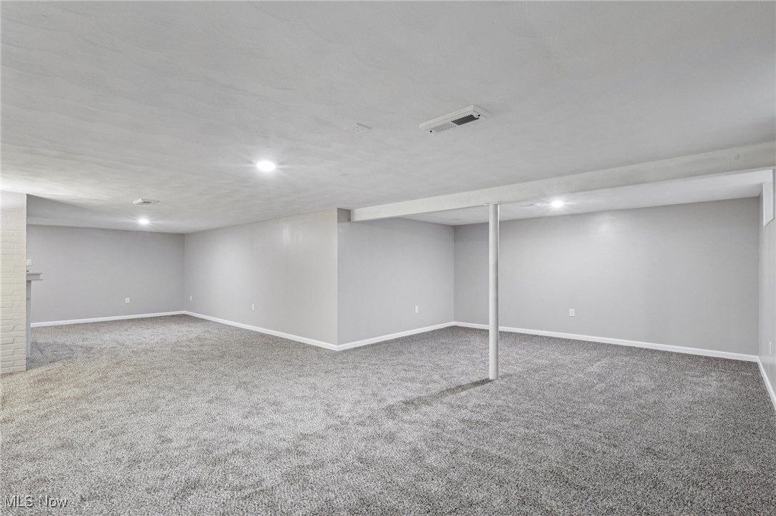 31021 Lake Shore Boulevard Willowick OH 44095