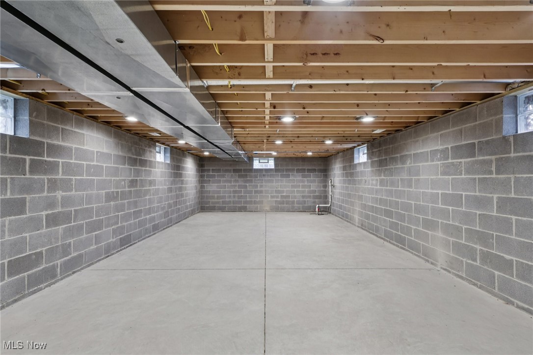 31021 Lake Shore Boulevard Willowick OH 44095